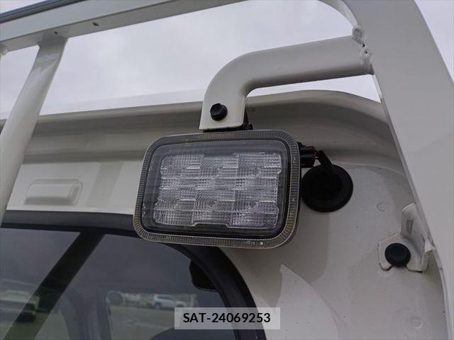 Daihatsu HIJET TRUCK 2022-12 4139520-29