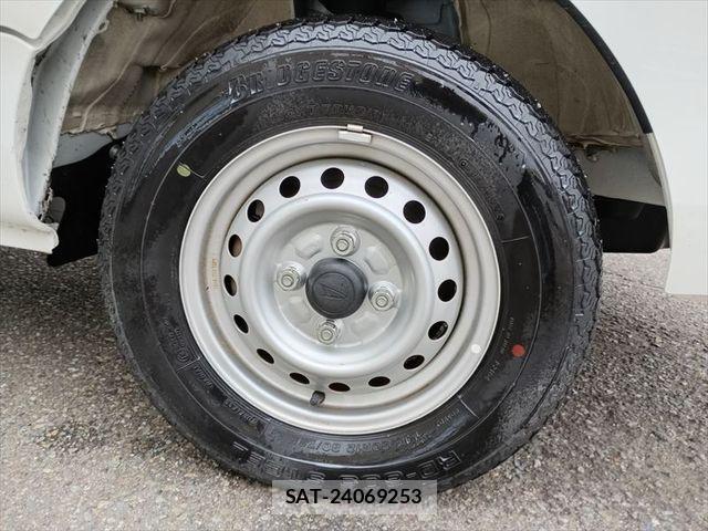 Daihatsu HIJET TRUCK 2022-12 4139520-6