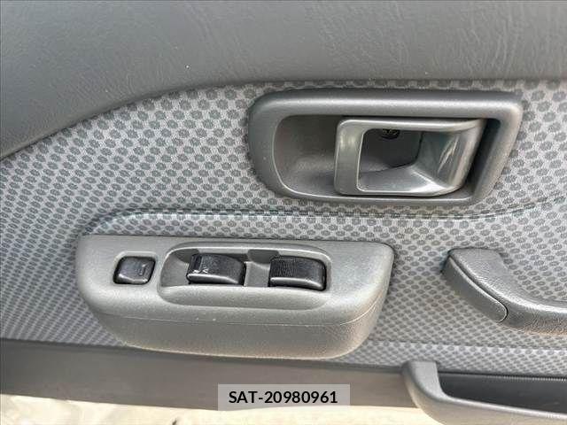 Daihatsu HIJET TRUCK 2014-01 4371117-18