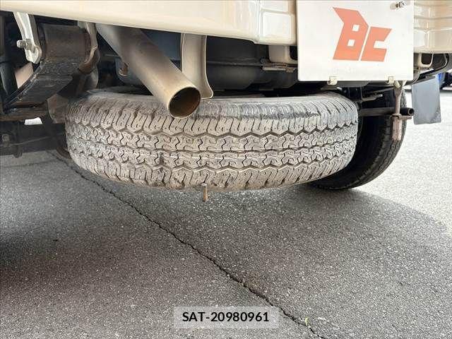 Daihatsu HIJET TRUCK 2014-01 4371117-21