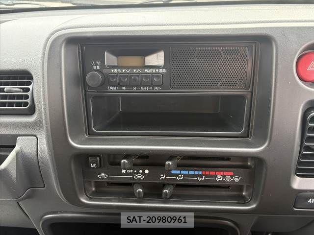 Daihatsu HIJET TRUCK 2014-01 4371117-2