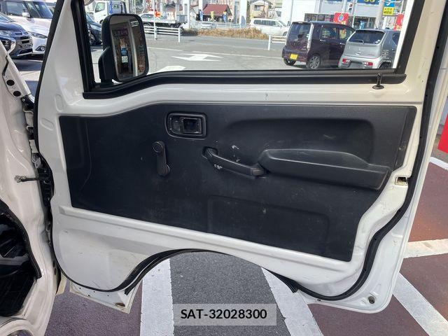 Daihatsu HIJET TRUCK 2015-02 4371115-15