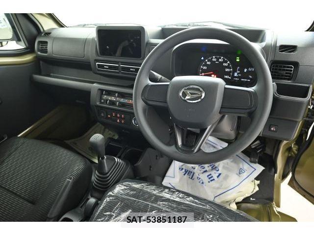 Daihatsu HIJET TRUCK 2025-10 4754098-1