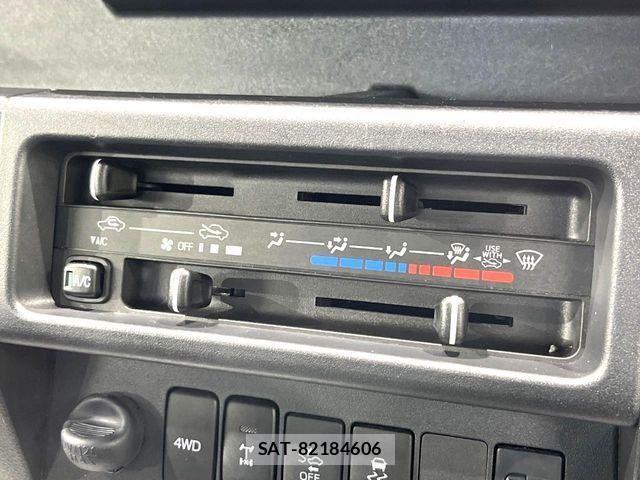 Daihatsu HIJET TRUCK 2019-12 4945644-4