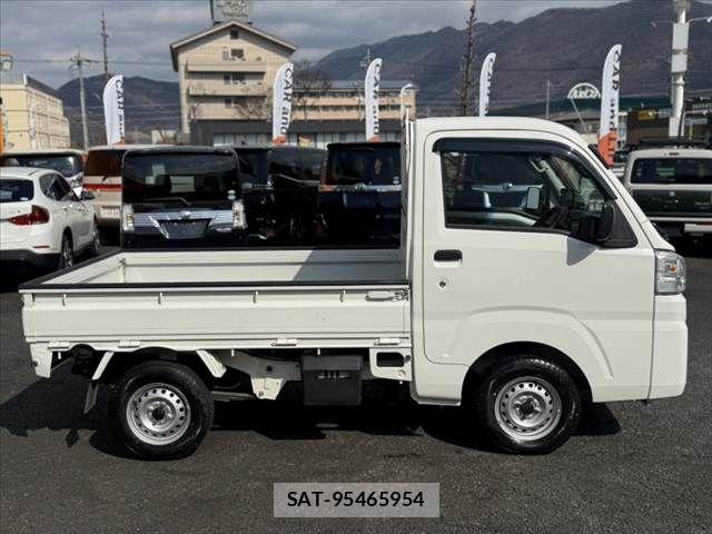 Daihatsu HIJET TRUCK 2018-07 4945669-11