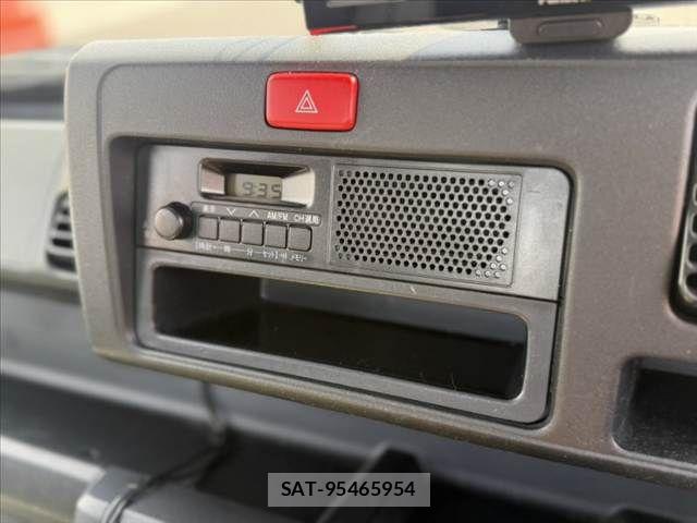 Daihatsu HIJET TRUCK 2018-07 4945669-5