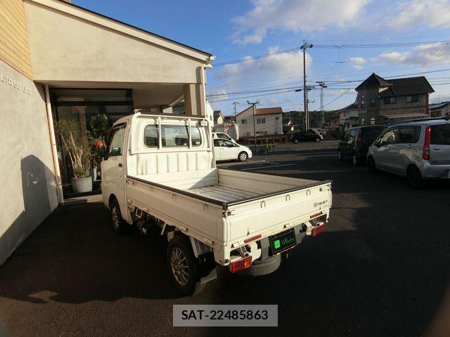 Daihatsu HIJET TRUCK 2017-10 4945660-6