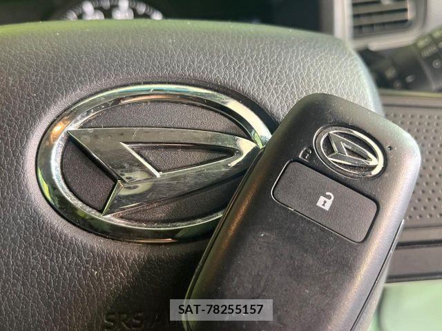 Daihatsu HIJET TRUCK 2022-06 5869112-8