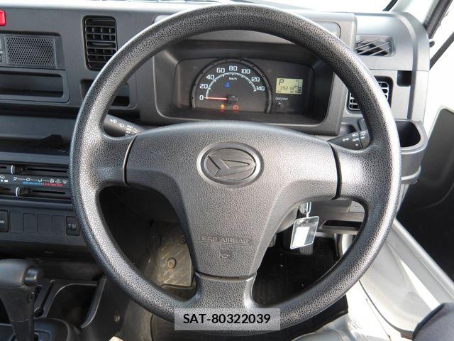Daihatsu HIJET TRUCK 2020-11 5869158-9
