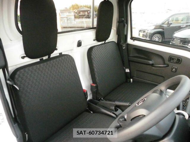 Daihatsu HIJET TRUCK 2026-03 6000555-9