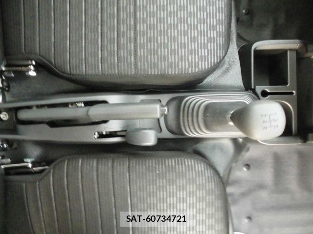 Daihatsu HIJET TRUCK 2026-03 6000555-11