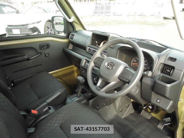 Daihatsu HIJET TRUCK 2026-03 6000550-1