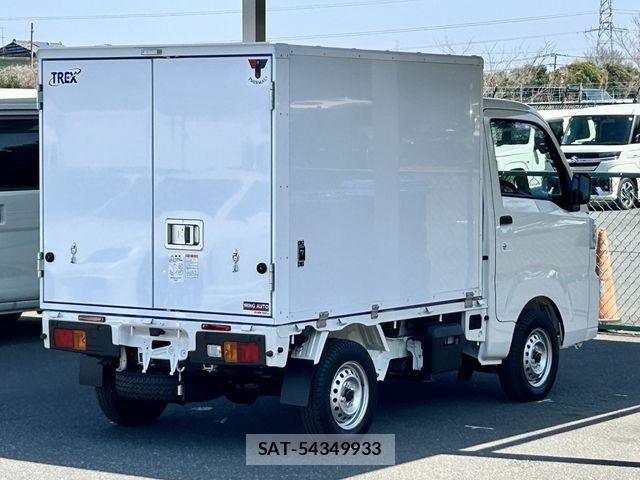 Daihatsu HIJET TRUCK 2025-11 6000521-11