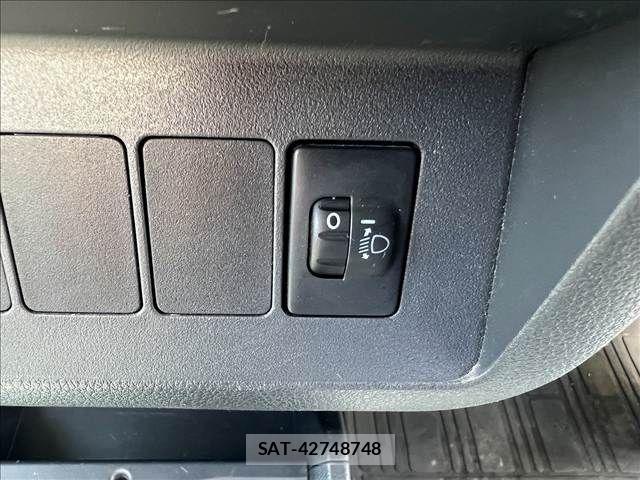 Daihatsu HIJET TRUCK 2017-04 6000579-20