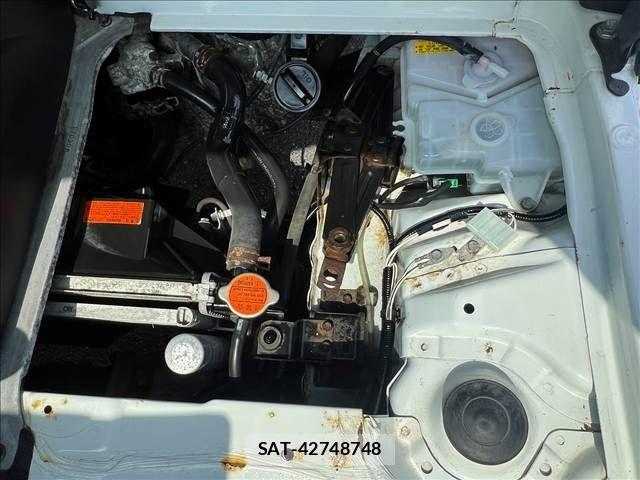 Daihatsu HIJET TRUCK 2017-04 6000579-26