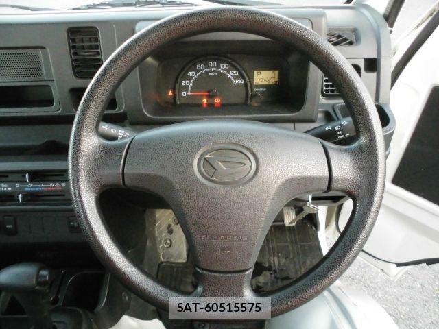 Daihatsu HIJET TRUCK 2018-10 6215420-12