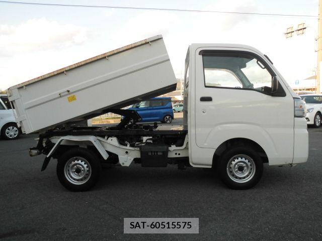 Daihatsu HIJET TRUCK 2018-10 6215420-6