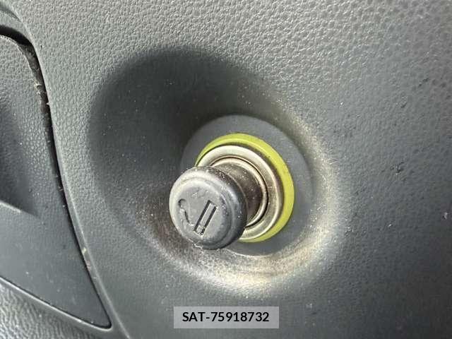 Daihatsu HIJET TRUCK 2012-02 6215426-29