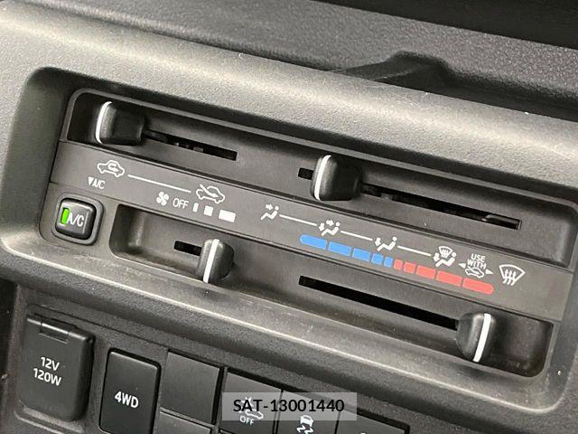 Daihatsu HIJET TRUCK 2023-03 6215419-6