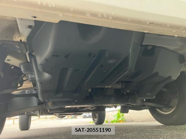 Daihatsu HIJET TRUCK 2017-10 6215427-15