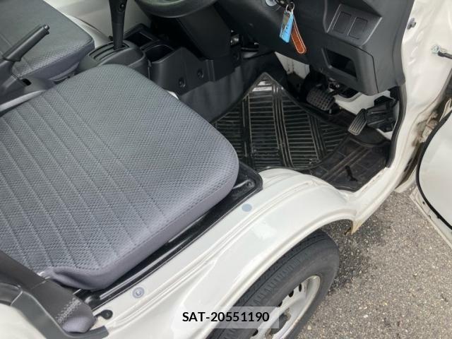 Daihatsu HIJET TRUCK 2017-10 6215427-20