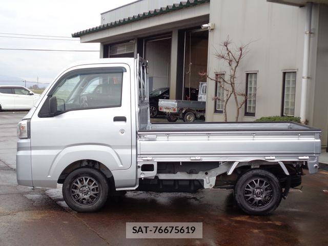 Daihatsu HIJET TRUCK 2020-10 6244442-5
