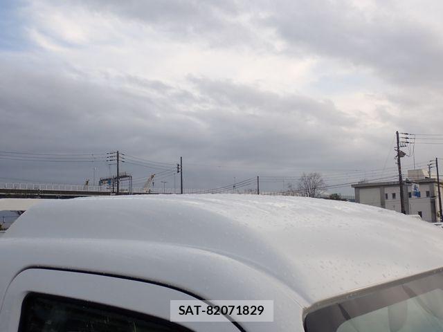 Daihatsu HIJET TRUCK 2026-04 6244428-11