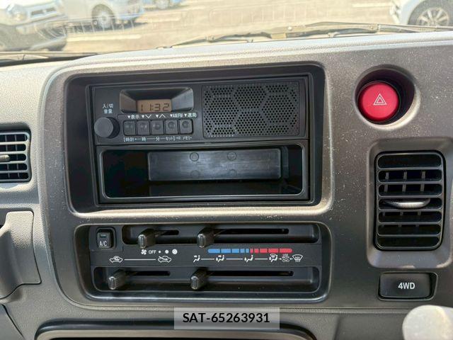 Daihatsu HIJET TRUCK 2014-07 6304478-12