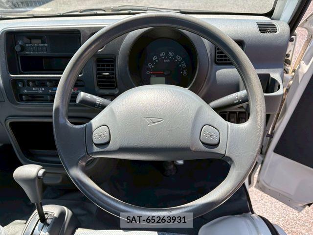 Daihatsu HIJET TRUCK 2014-07 6304478-1