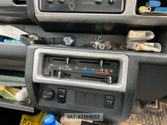 Daihatsu HIJET TRUCK 2017-02 6641679-17