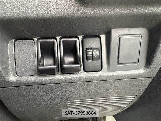 Daihatsu HIJET TRUCK 2013-03 6676272-4