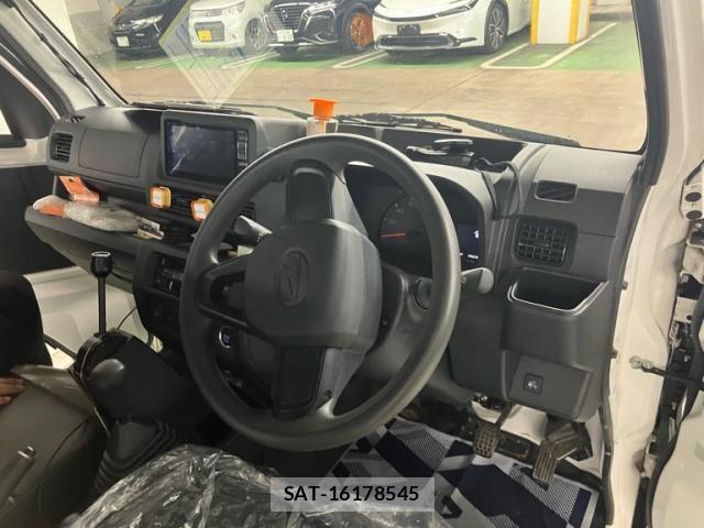 Daihatsu HIJET TRUCK 2022-08 6676268-9