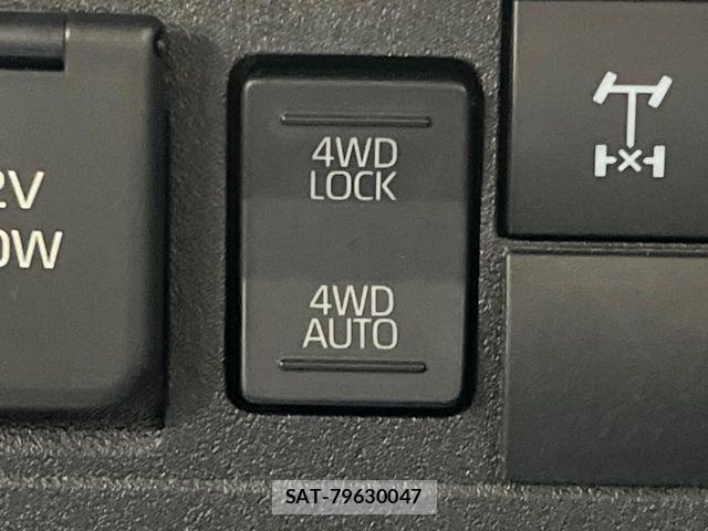 Daihatsu HIJET TRUCK 2022-05 6676269-3