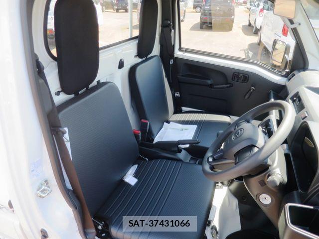 Daihatsu HIJET TRUCK 2025-12 6683801-7