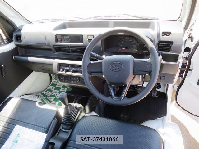 Daihatsu HIJET TRUCK 2025-12 6683801-8