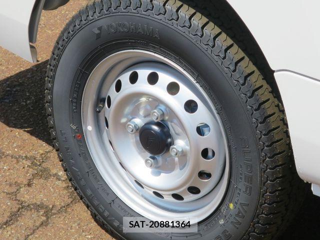 Daihatsu HIJET TRUCK 2025-12 6683800-19