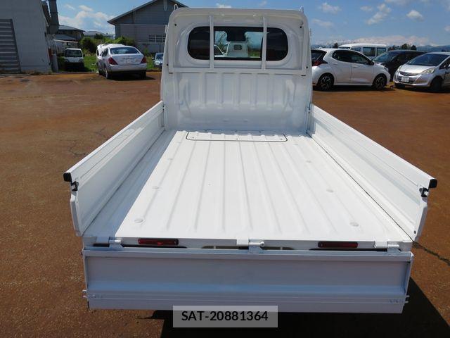 Daihatsu HIJET TRUCK 2025-12 6683800-6