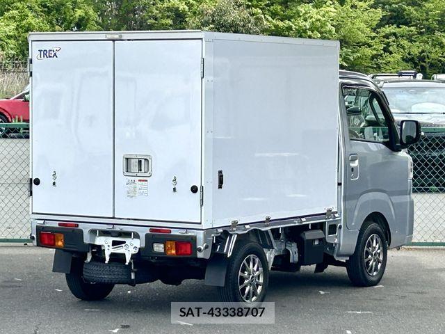 Daihatsu HIJET TRUCK 2022-11 6751851-2