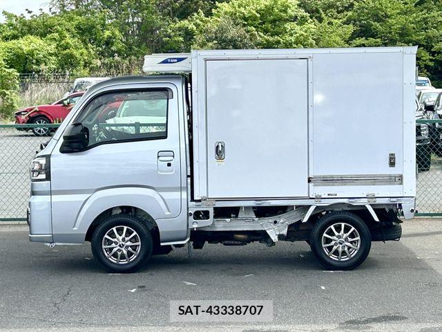 Daihatsu HIJET TRUCK 2022-11 6751851-7