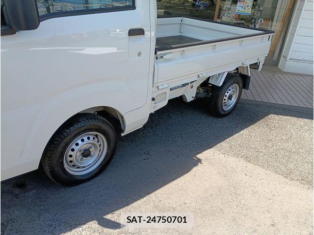 Daihatsu HIJET TRUCK 2023-11 6791078-6