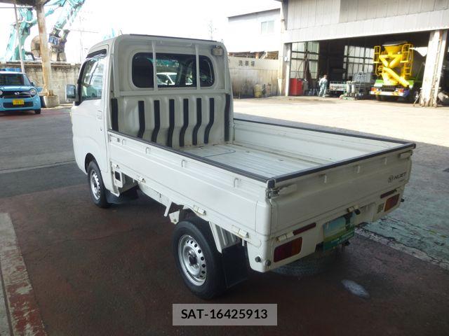 Daihatsu HIJET TRUCK 2017-04 6815266-5