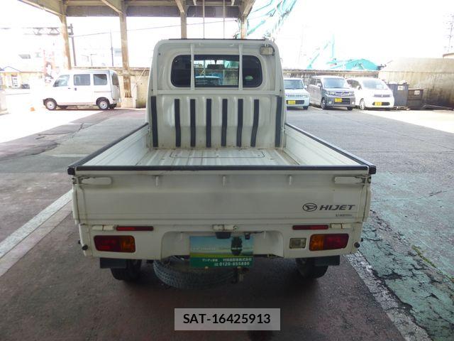 Daihatsu HIJET TRUCK 2017-04 6815266-6