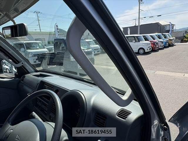 Daihatsu HIJET TRUCK 2013-01 6906190-28