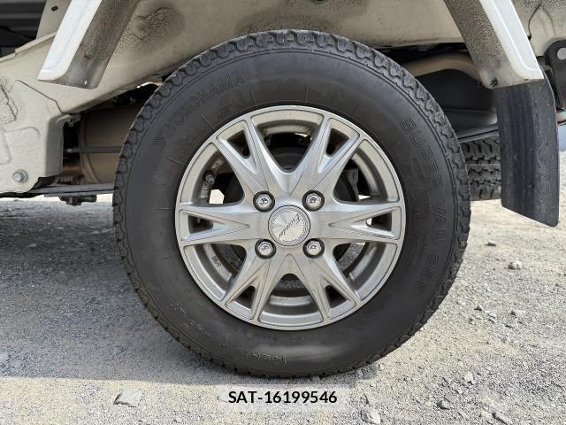 Daihatsu HIJET TRUCK 2016-08 6906185-16