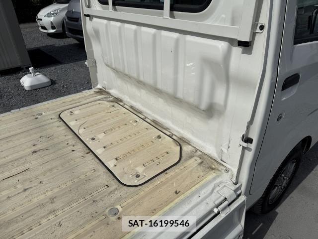 Daihatsu HIJET TRUCK 2016-08 6906185-6