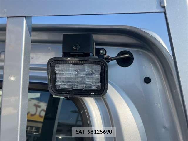 Daihatsu HIJET TRUCK 2022-02 6906173-19