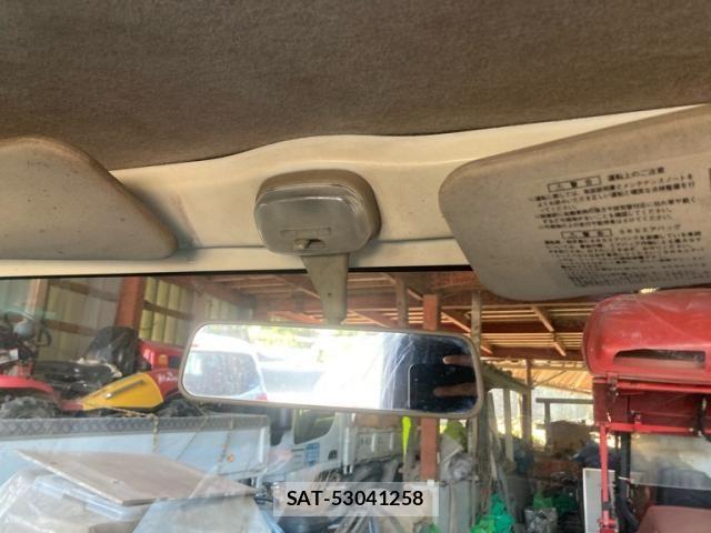 Daihatsu HIJET TRUCK 2012-06 6906195-17