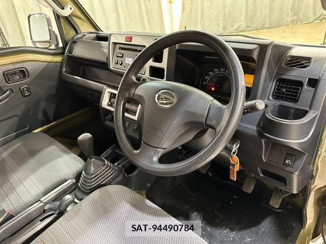 Daihatsu HIJET TRUCK 2018-07 6906181-9