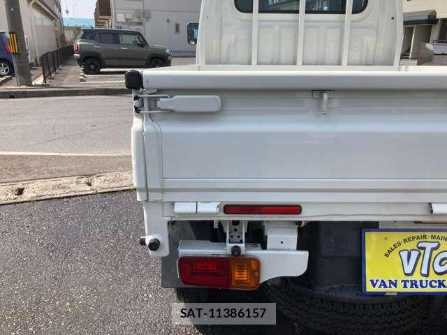 Daihatsu HIJET TRUCK 2018-01 6906170-17