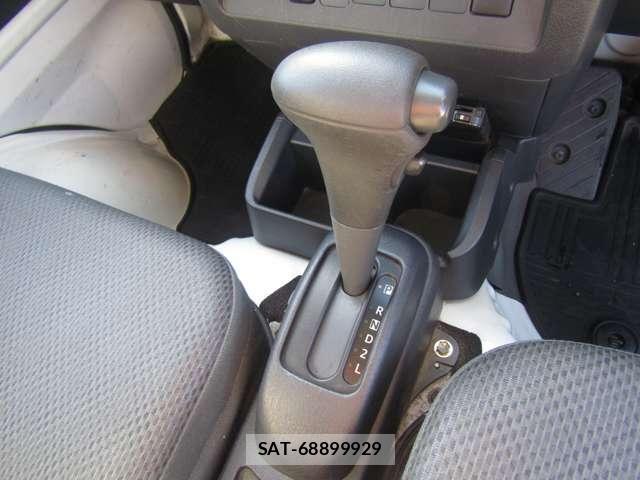 Daihatsu HIJET TRUCK 2015-04 6906183-13